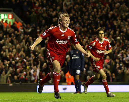 阿奇姆彭遭成都球迷种族歧视，队长王上源发文声援（阿奇姆彭遭遇成都球迷种族歧视，队长王上源发声力挺）