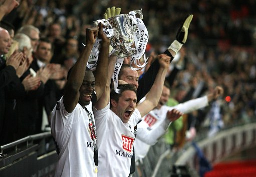 朗斯核心托万现身说法：我们从阿森纳的定位球战术中汲取经验（托万直言朗斯从阿森纳定位球战术中取经）