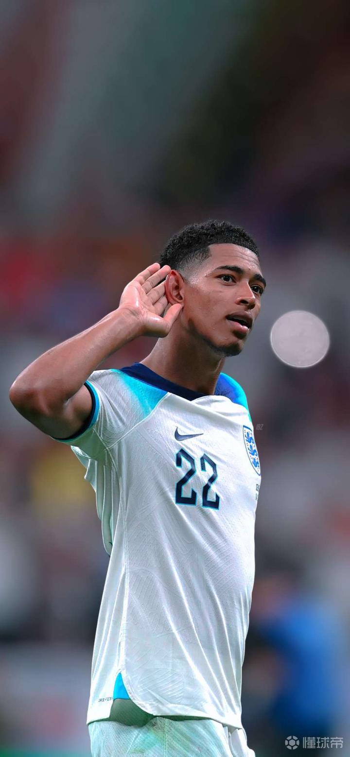 瓜帅喜迎执教生涯千场里程碑，巴萨官方送上祝贺（瓜迪奥拉迎来执教千场大关，巴萨官方致贺）