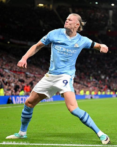 凯恩回应与巴萨传闻：我没和任何人接触，现在在拜仁很开心（凯恩澄清巴萨传闻：未与任何人接触，目前在拜仁很开心）