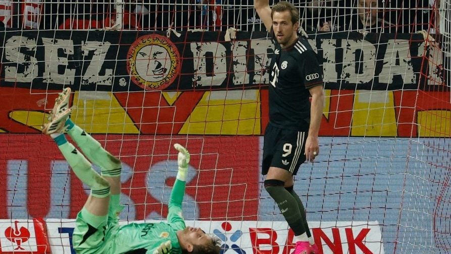 曼联旧将：把梅罗相互比较很可悲，不如享受他们的精彩表现（曼联旧将：别再比较梅罗，享受他们的精彩更重要）