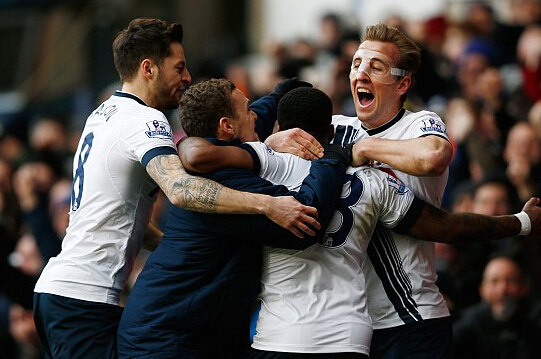 普拉蒂尼等尤文传奇与一线队见面，并参观海瑟尔惨案纪念碑（普拉蒂尼领衔尤文名宿与一线队会面，赴海瑟尔惨案纪念碑缅怀）