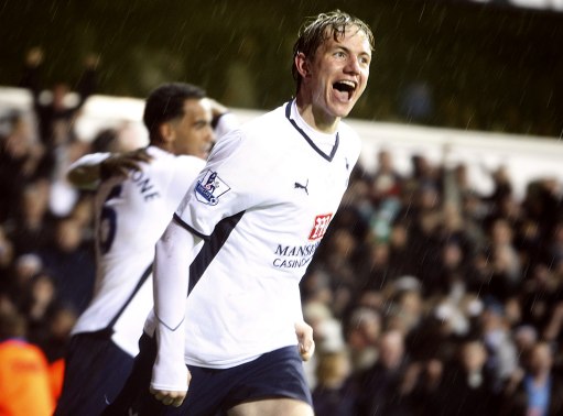 苦苦支撑！沃尔夫替补9中6得到17分&篮网半场唯一得分上双球员（独挑大梁！沃尔夫替补9投6中砍17分 成篮网半场唯一得分上双者）