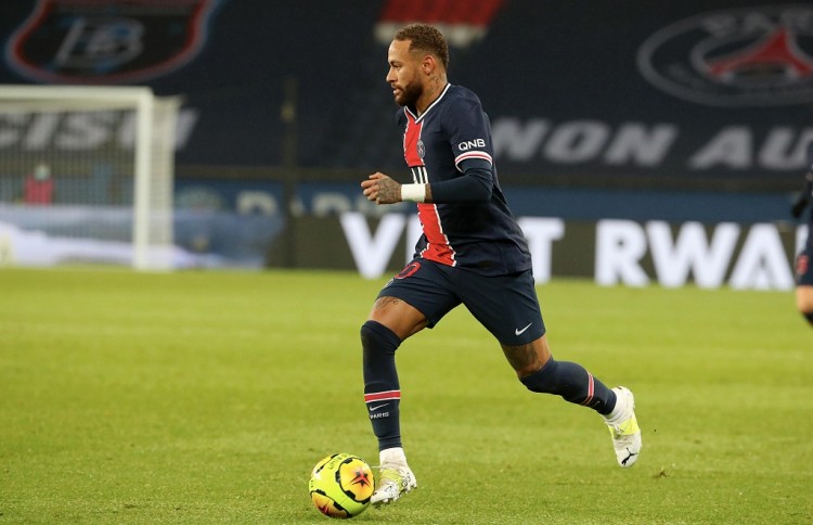 法媒：巴黎与于帕的经纪人关系密切，若他不续约会尝试免签（法媒：巴黎与于帕经纪团队关系良好，若续约搁浅将寻求自由身引进）