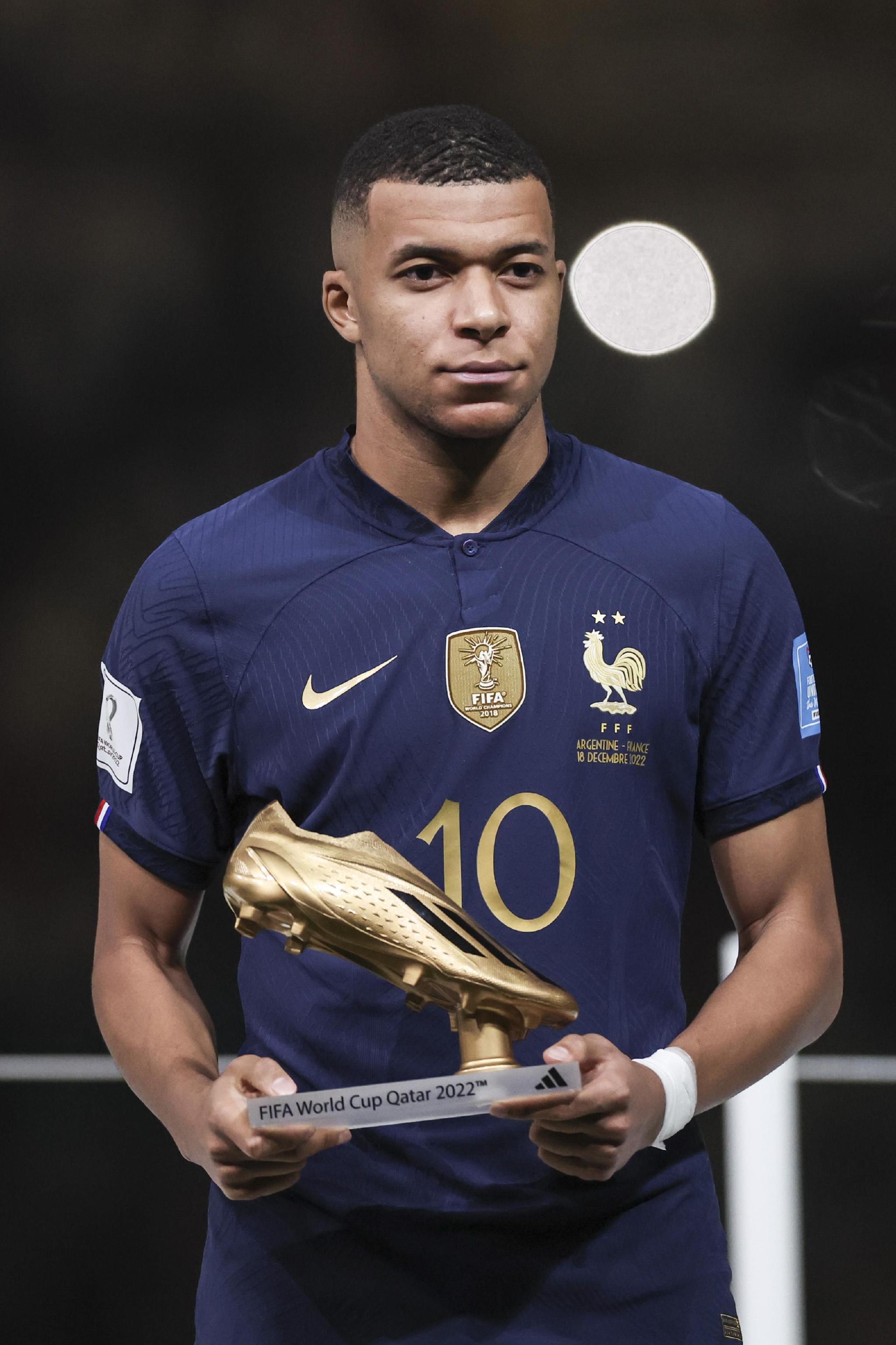 德转列冬窗可能离队11人阵容：恩德里克、特狮、梅努在列（德转盘点冬窗或离队11人：恩德里克、特尔施特根、梅努入选）