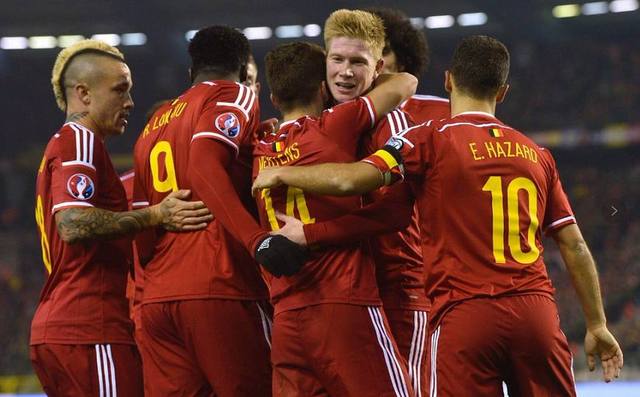 邵佳一独立带队时间不足一年半，此前曾担任国足助教（出任主帅未满一年半，邵佳一此前为国足助教）