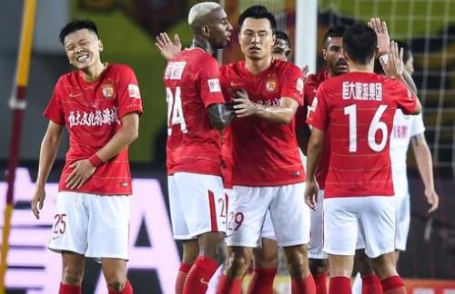 镜报：莱因克尔曾和亲弟弟关系断裂17年，今年夏天才破冰（《镜报》：莱因克尔与亲弟弟断联17年，今夏终于破冰）